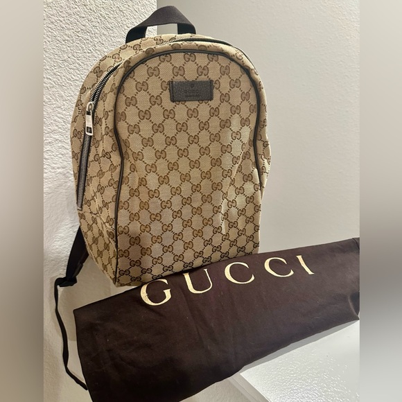 GUCCI Original GG Canvas Travel Backpack - Picture 6 of 9